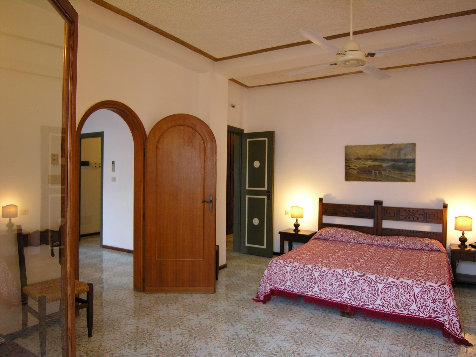 Hotel Carasco Città di Lipari Esterno foto