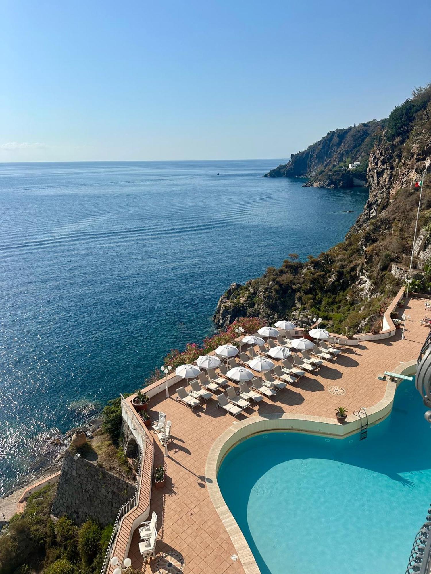 Hotel Carasco Città di Lipari Esterno foto