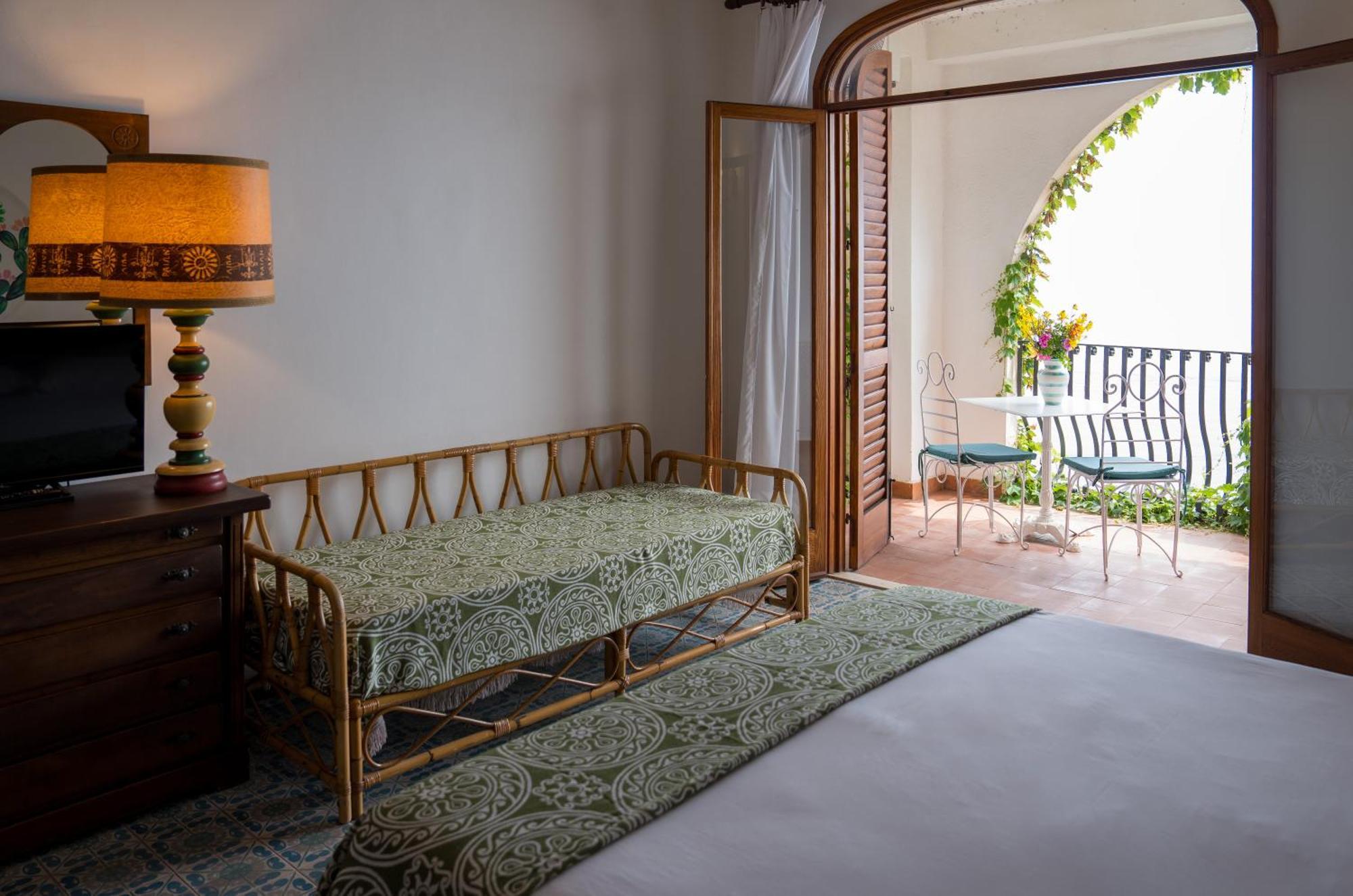 Hotel Carasco Città di Lipari Esterno foto