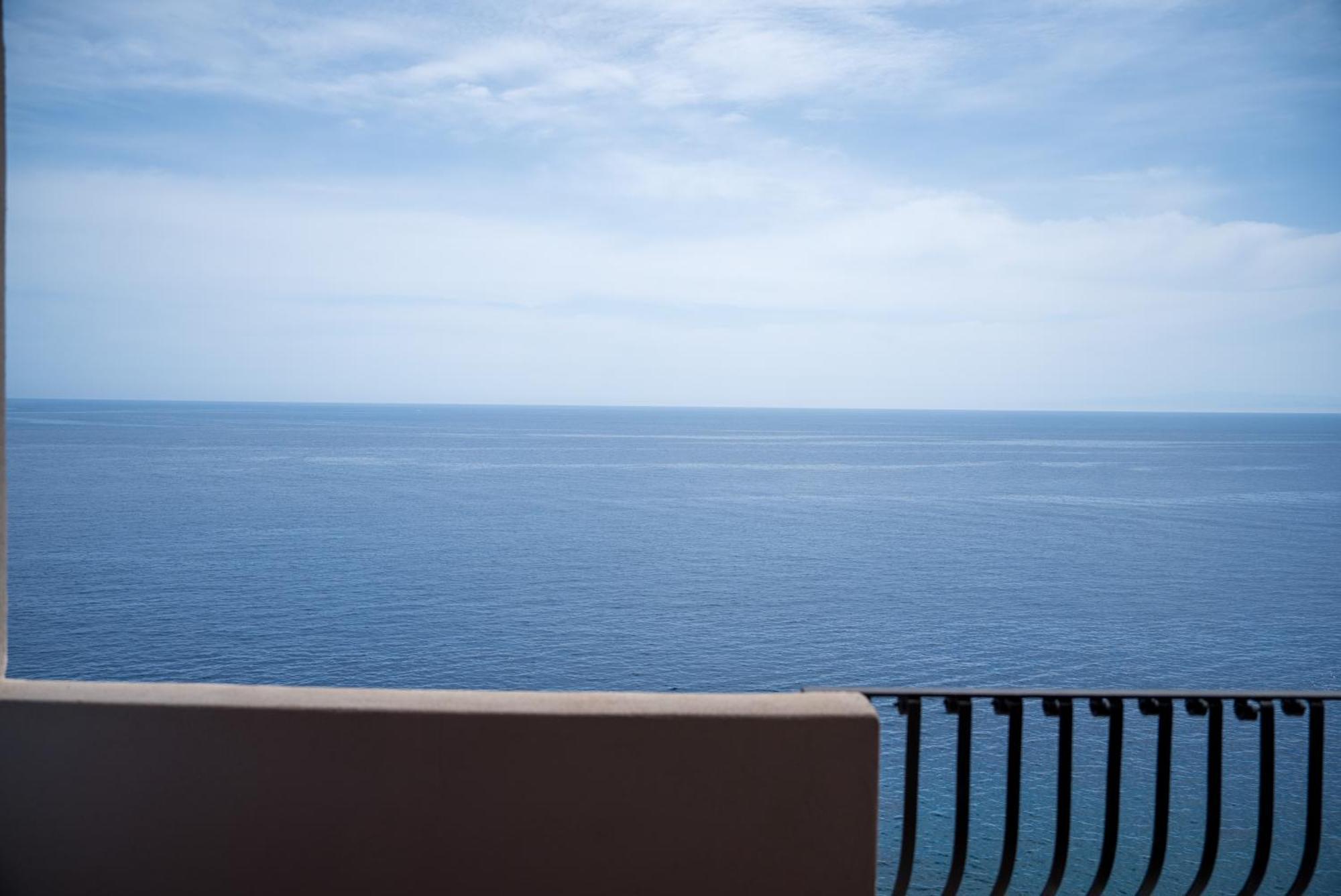 Hotel Carasco Città di Lipari Esterno foto