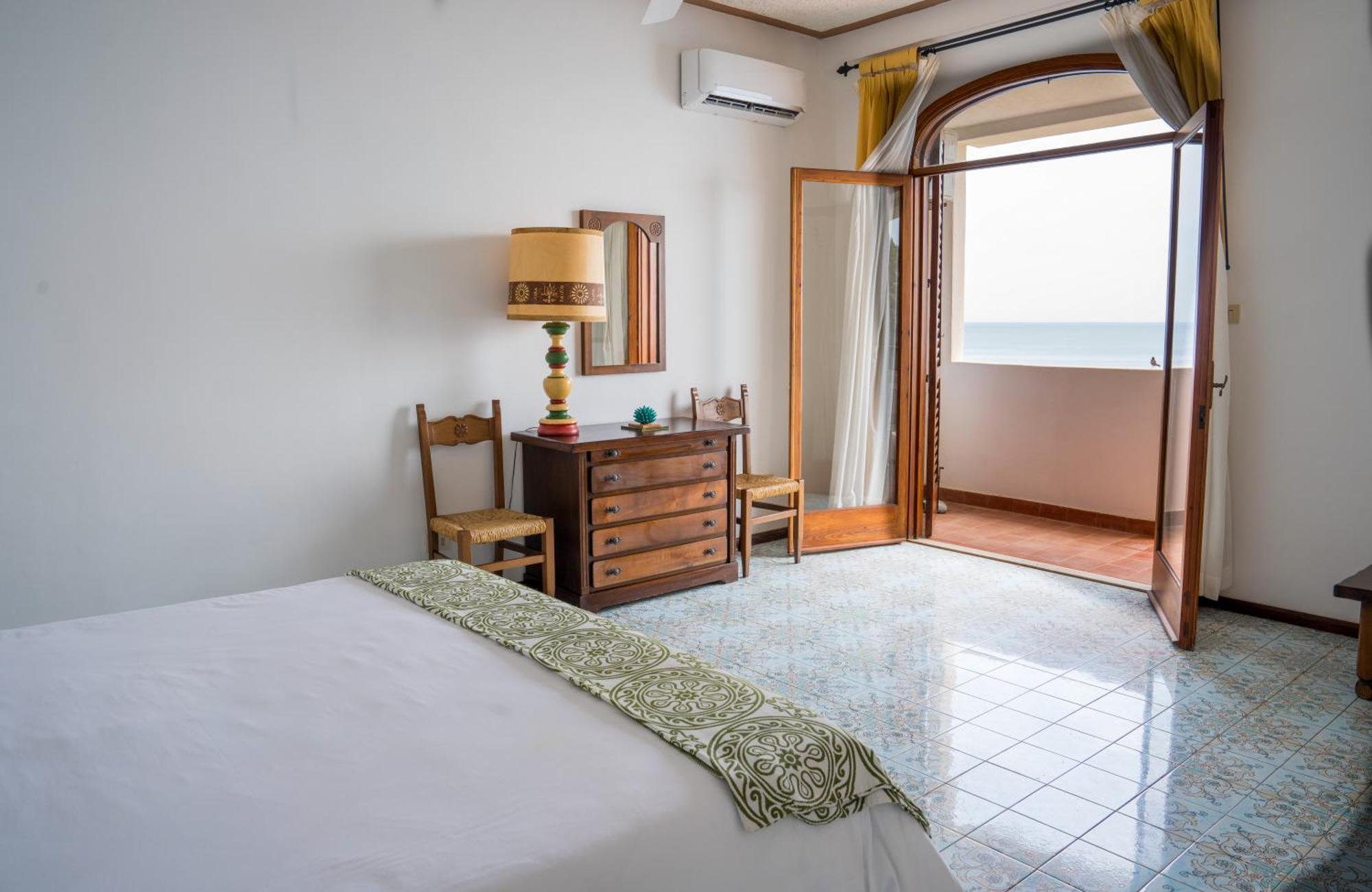 Hotel Carasco Città di Lipari Esterno foto
