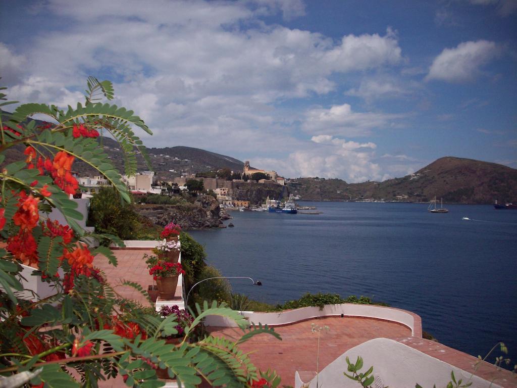 Hotel Carasco Città di Lipari Esterno foto