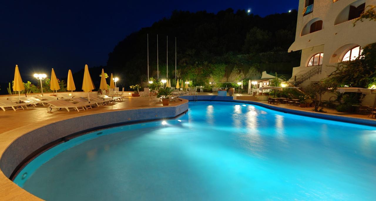 Hotel Carasco Città di Lipari Esterno foto